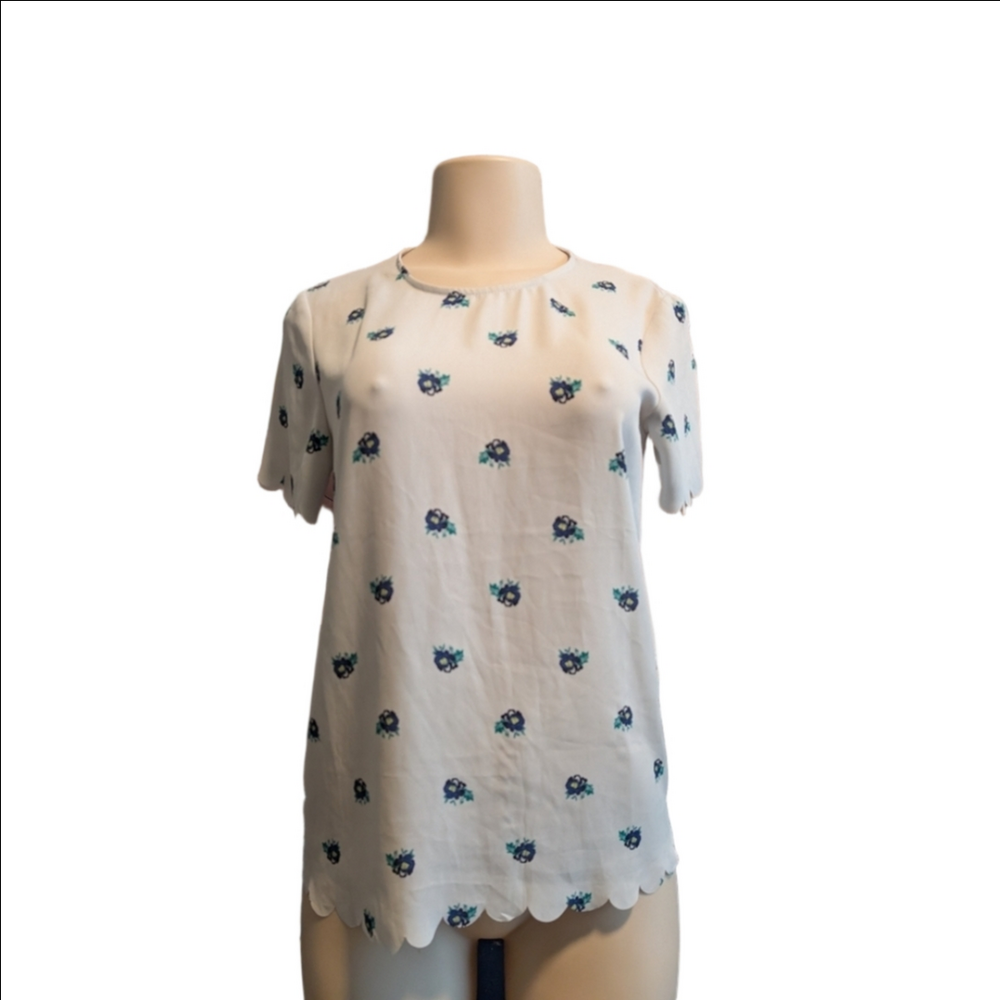 Banana Republic‎ Floral Print Top Short Sleeve White Blue Scalloped Hem Blouse